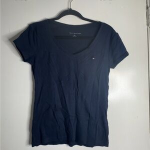Navy Tommy Hilfiger v-neck t-shirt
